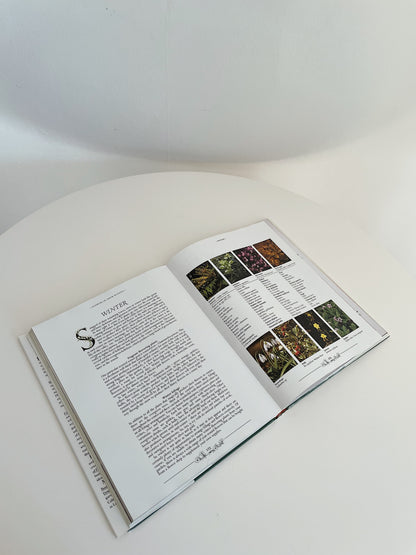 THE BOOK OF FRESH FLOWERS: A COMPLETE GUIDE TO SELECTING & ARRANGING