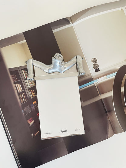 WOMAN NOTEPAD HOLDER