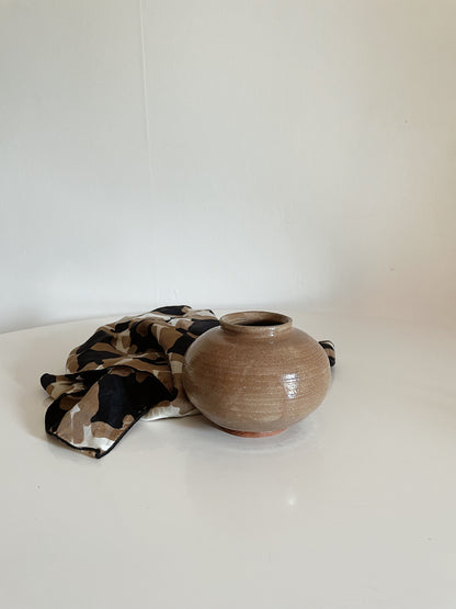 SMALL CERAMIC BROWN VASE