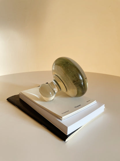 CLEAR GLASS SCULPTURE