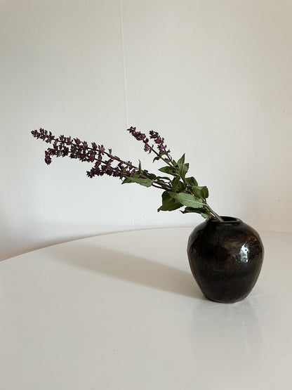 SMALL CERAMIC BLACK VASE