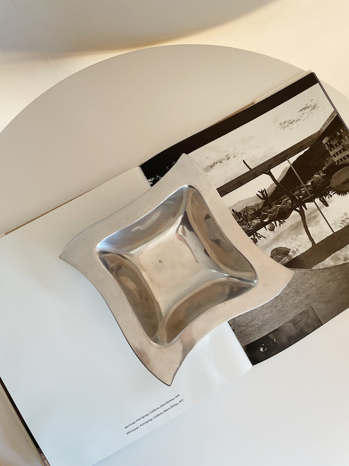 WAVE SHAPED BOWL
