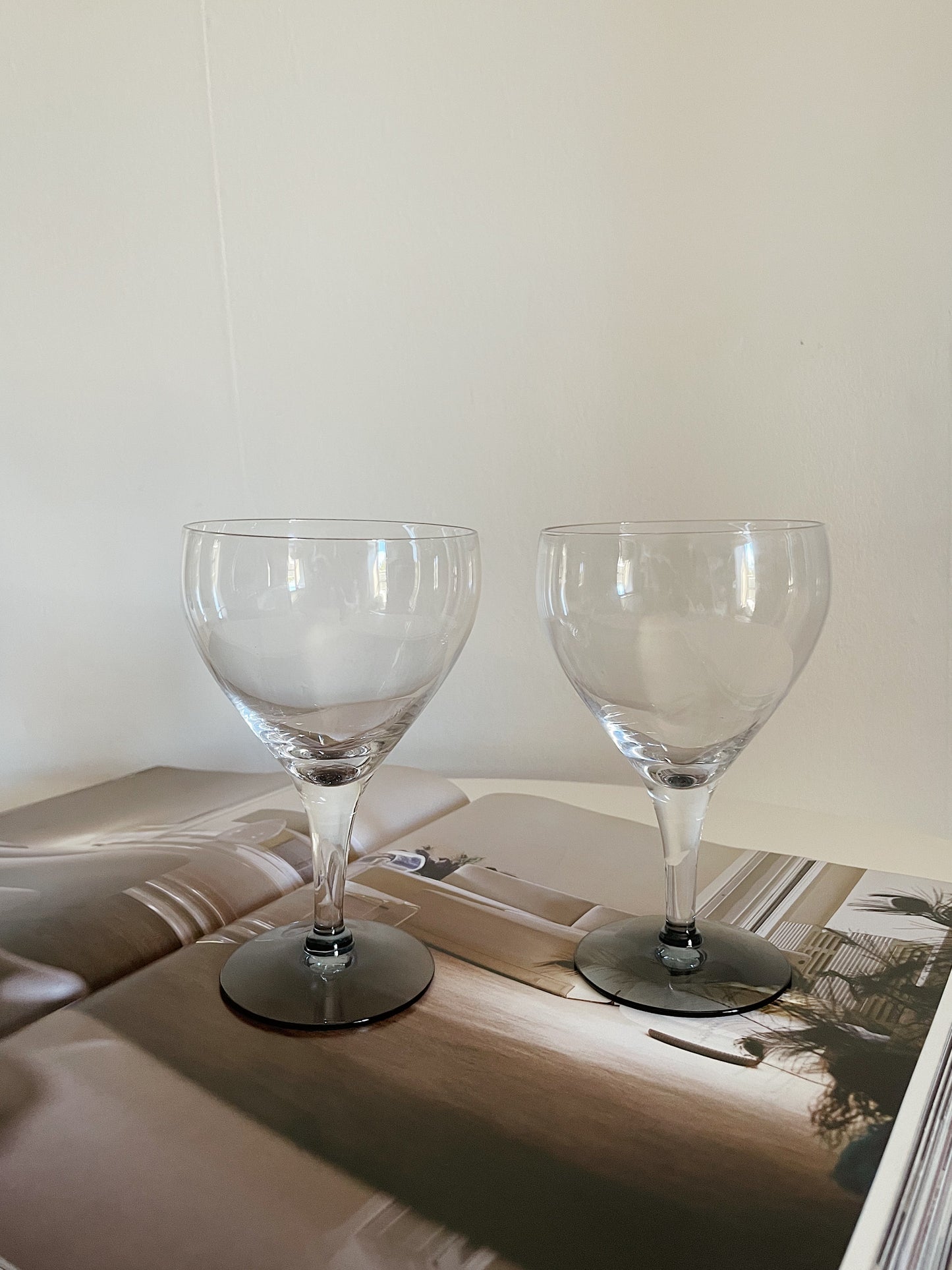 GREY TINTED WINE GLASSES