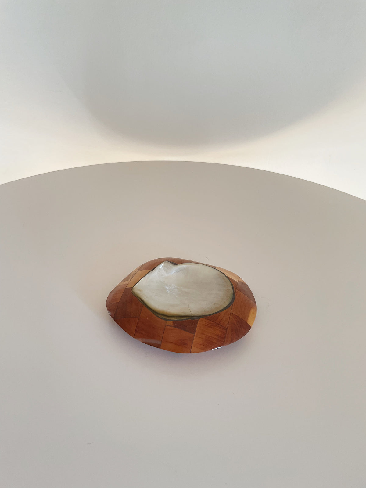 MOTHER OF PEARL SHELL INLAY DISH