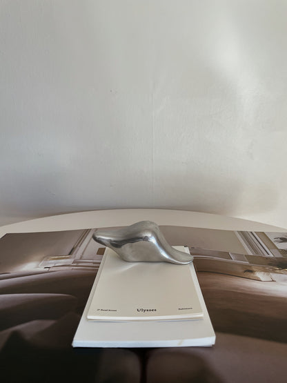 ABSTRACT ANIMAL FIGURINE