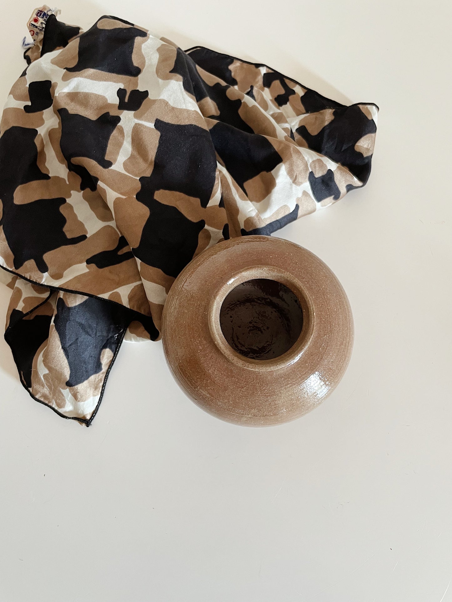 SMALL CERAMIC BROWN VASE