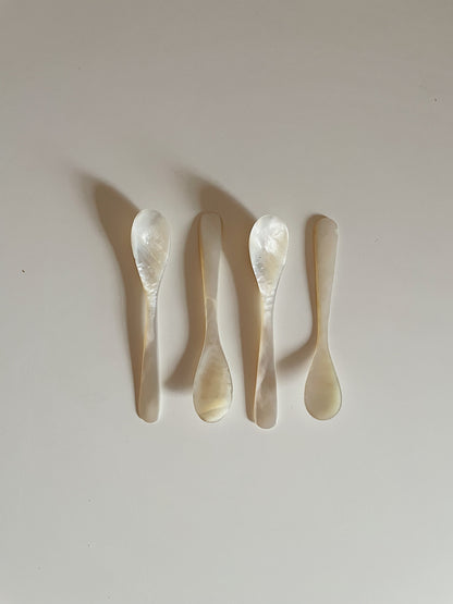 MOTHER OF PEARL SPOONS