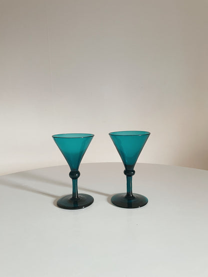 TEAL TRIANGLE GLASSES