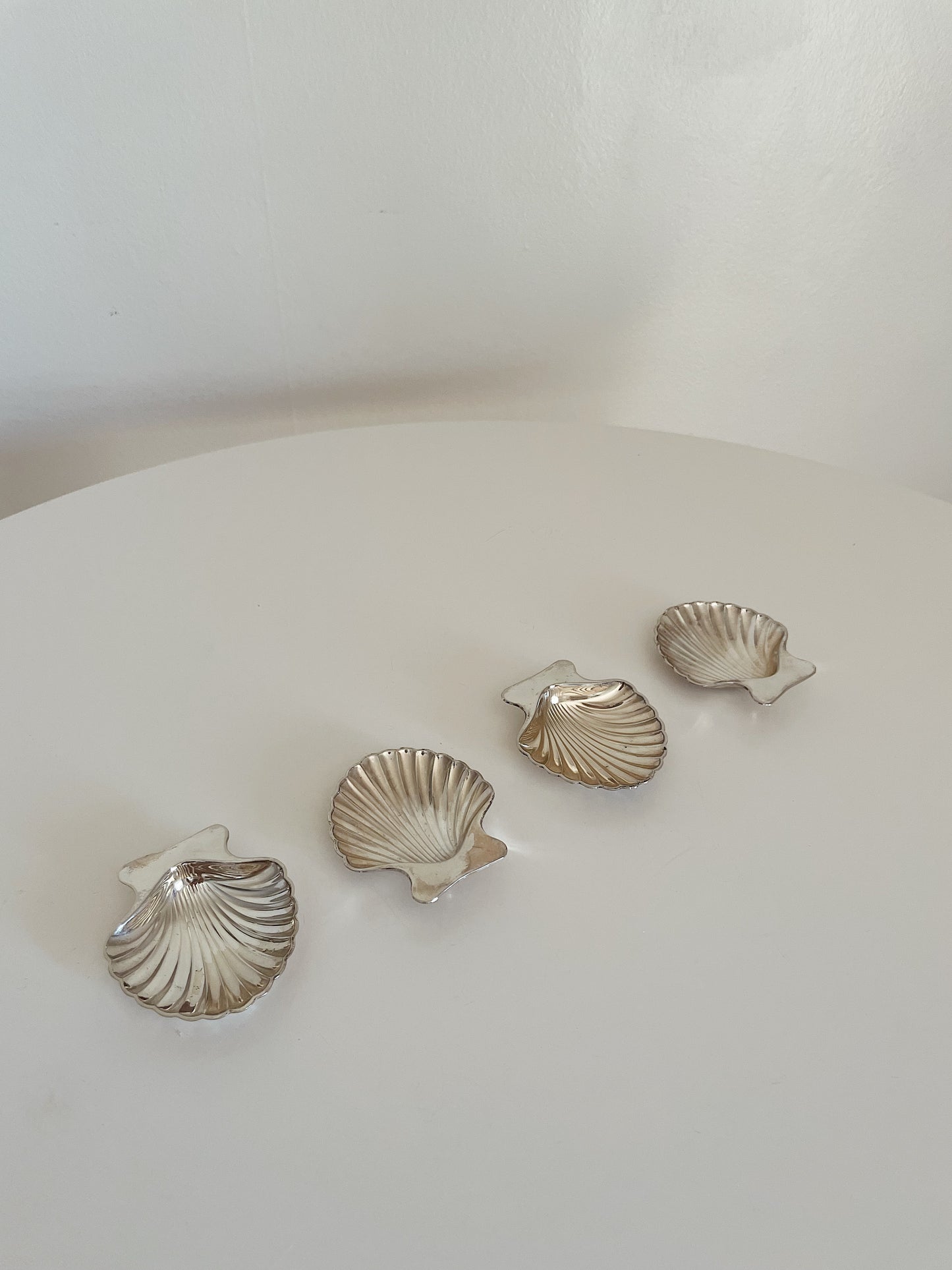 SILVER SHELL DISHES
