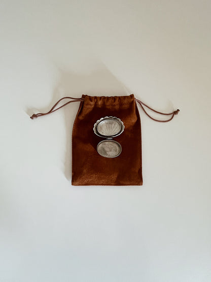 SILVER SHELL PILL BOX