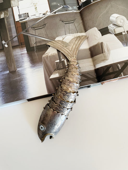 ARTICULATING FISH BOTTLE OPENER