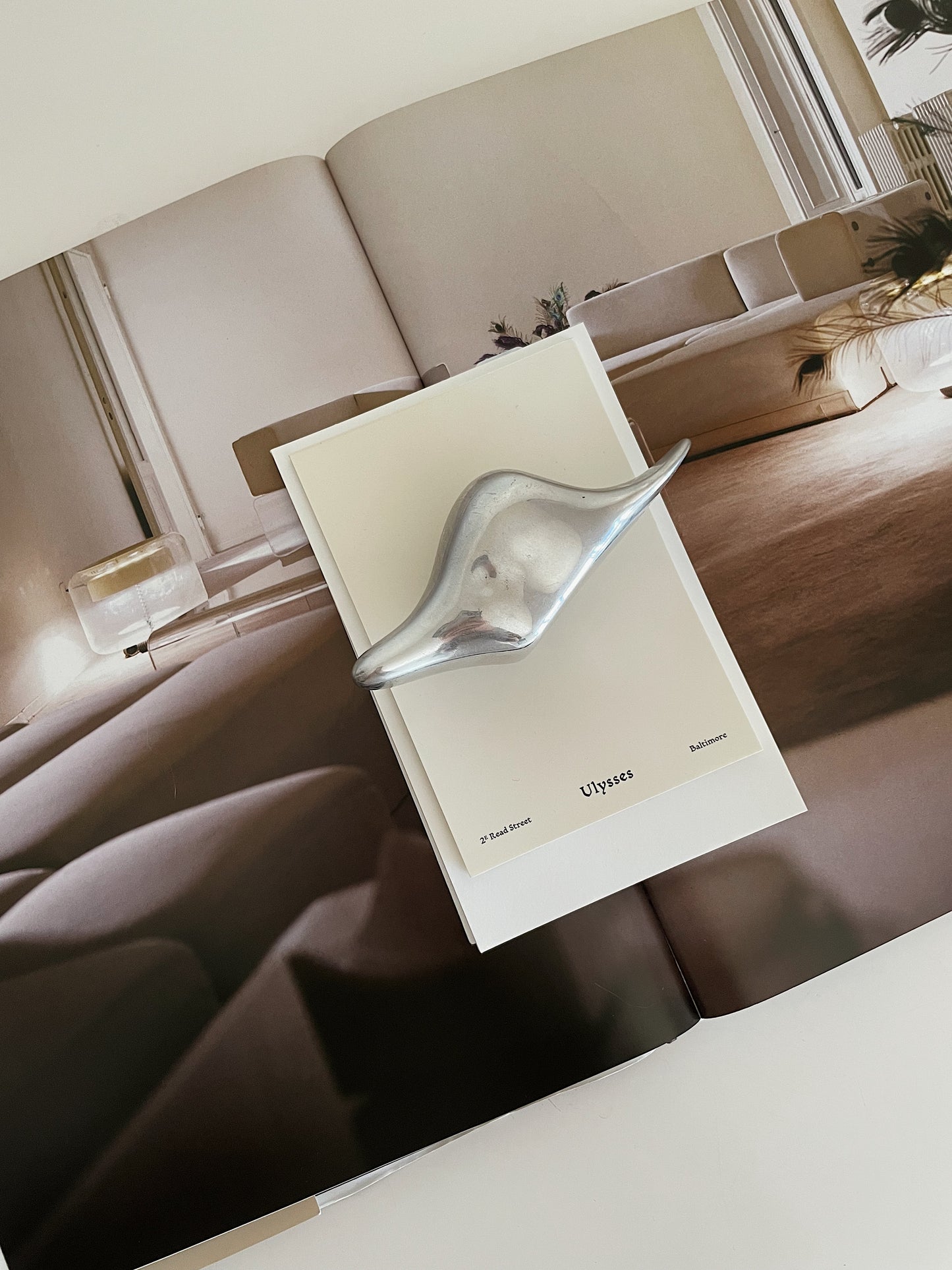 ABSTRACT ANIMAL FIGURINE