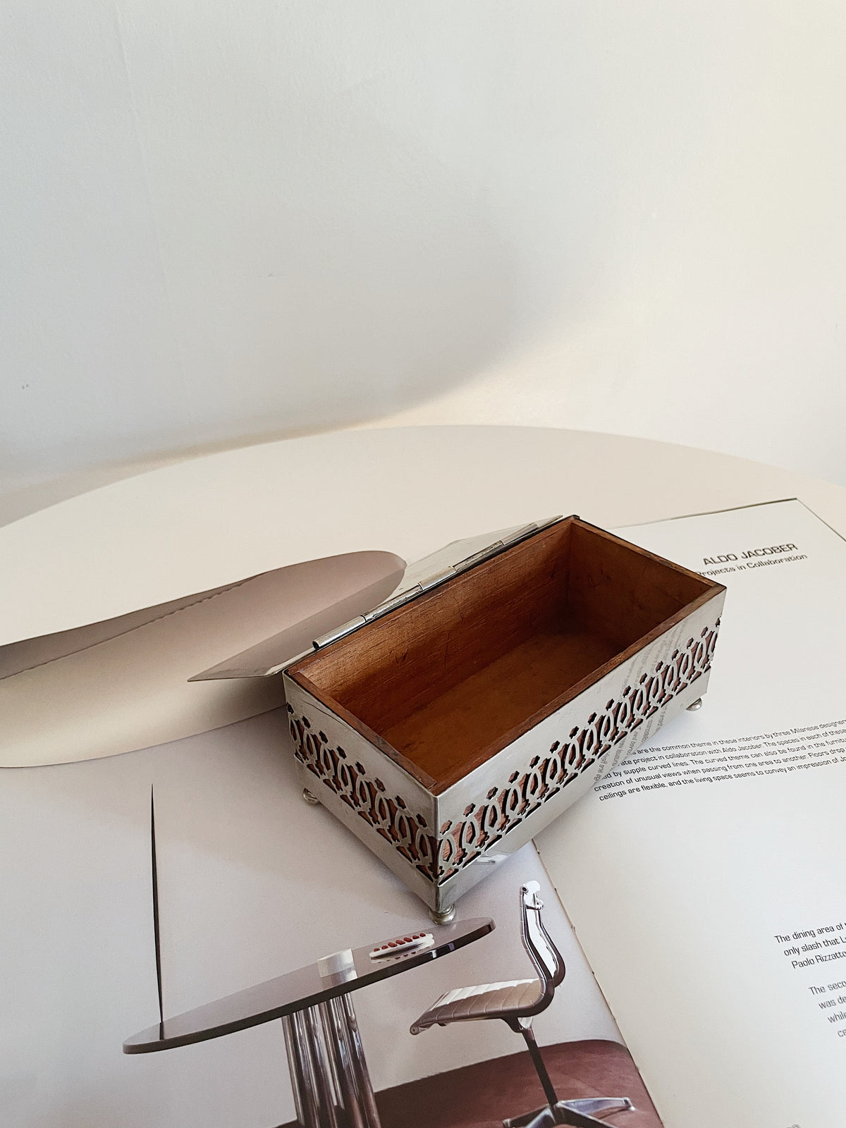 ART DECO CIGAR BOX