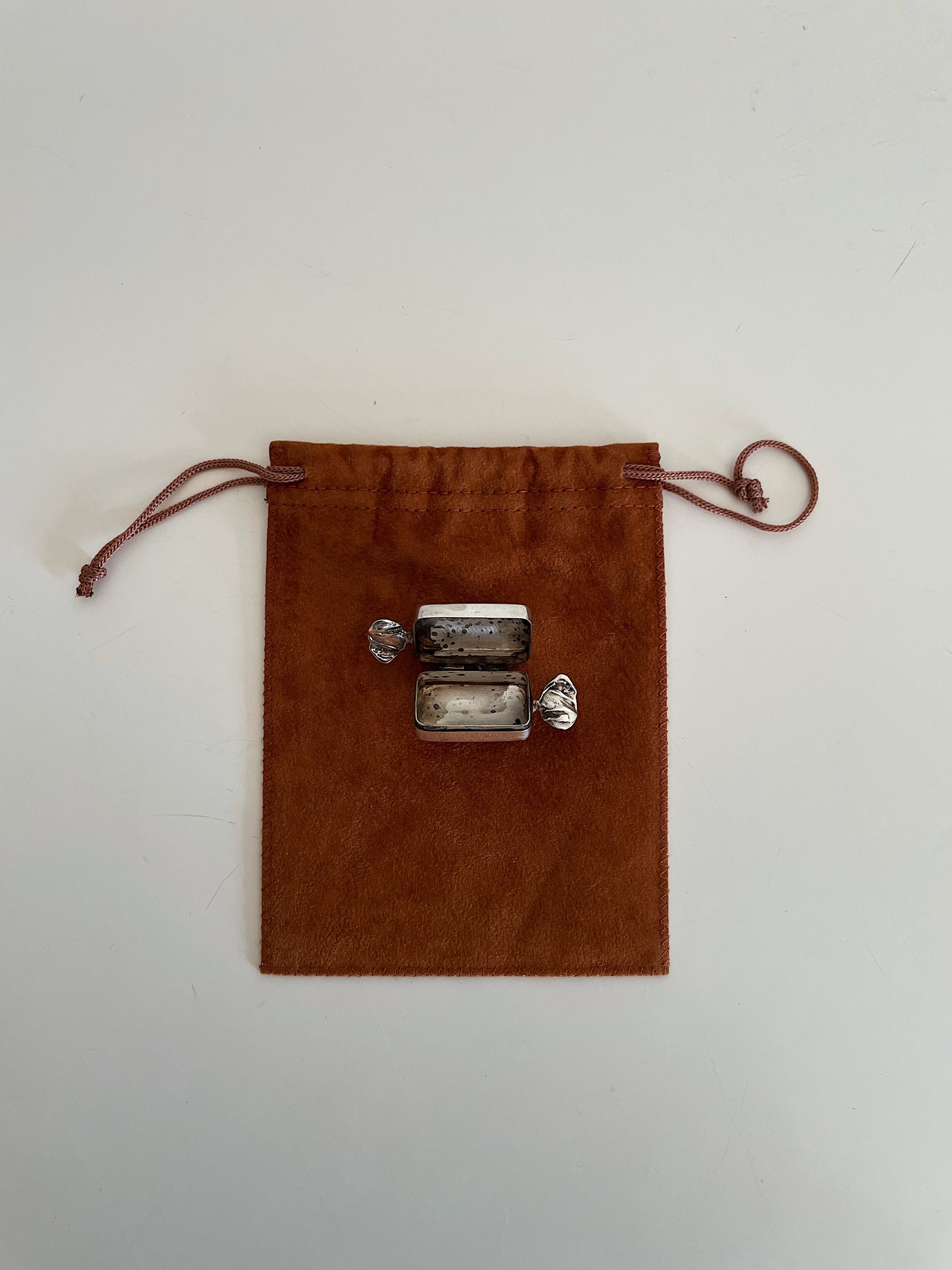 SILVER CANDY PILL BOX