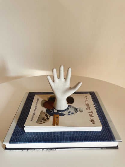 CERAMIC HAND